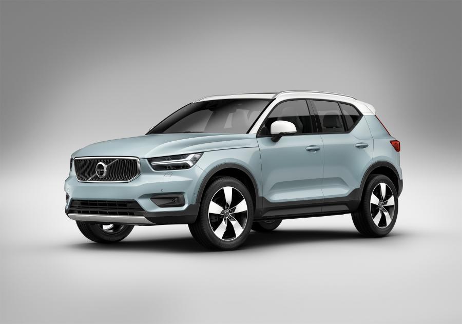  Volvo XC40 T5 2017 года  (WW) (фото 1 из 33)